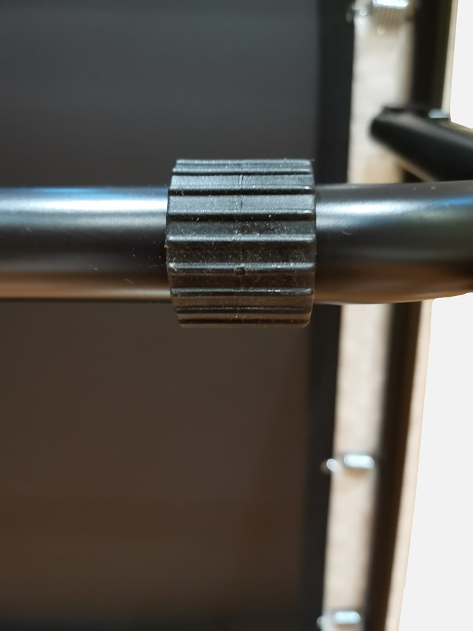 AF-Z05 FOLDING BED WITH BRAKE WHEELS